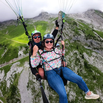 Selfie de la combe de balme lors d'un vol en parapente à la Clusaz